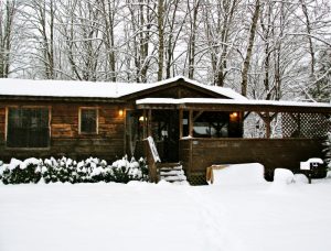 Rustic Vacation Log Cabin in Western NC
